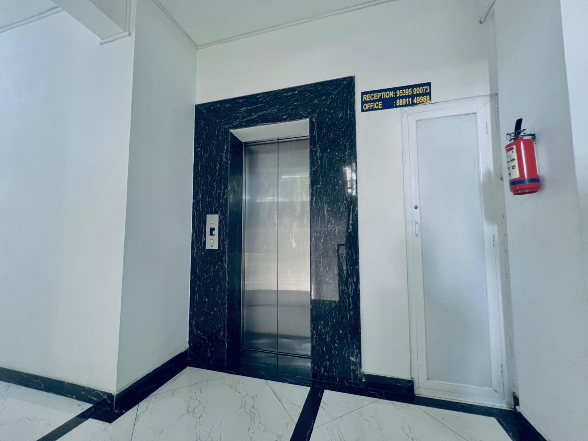 Solo Ace Hotel Kochi Eksteriør bilde